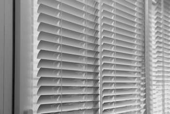 Aluminum blinds